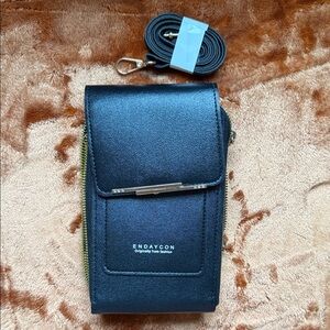 Black Endaycon Crossbody Phone Bag